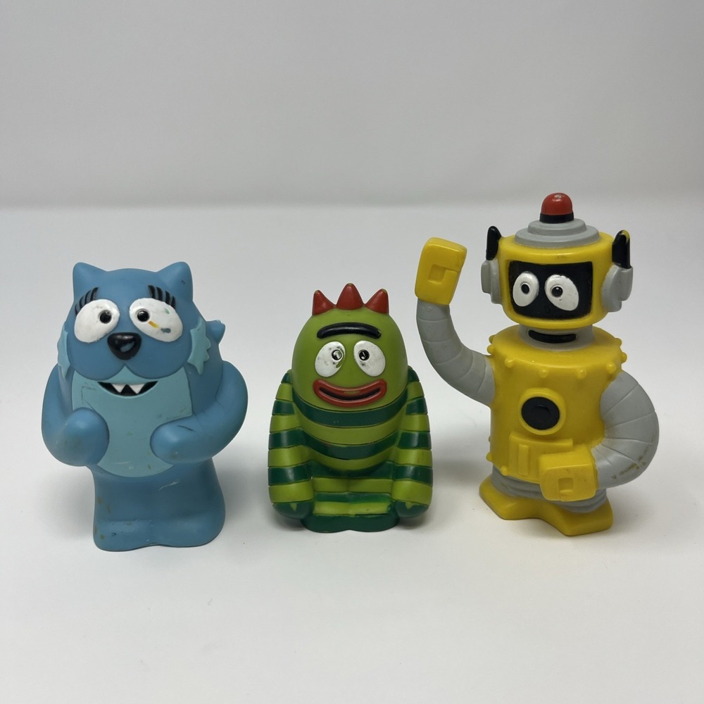 Spin Master 2008 Yo Gabba Gabba Vinyl Lot of 3 Figures Set 2.5" - 3.75"